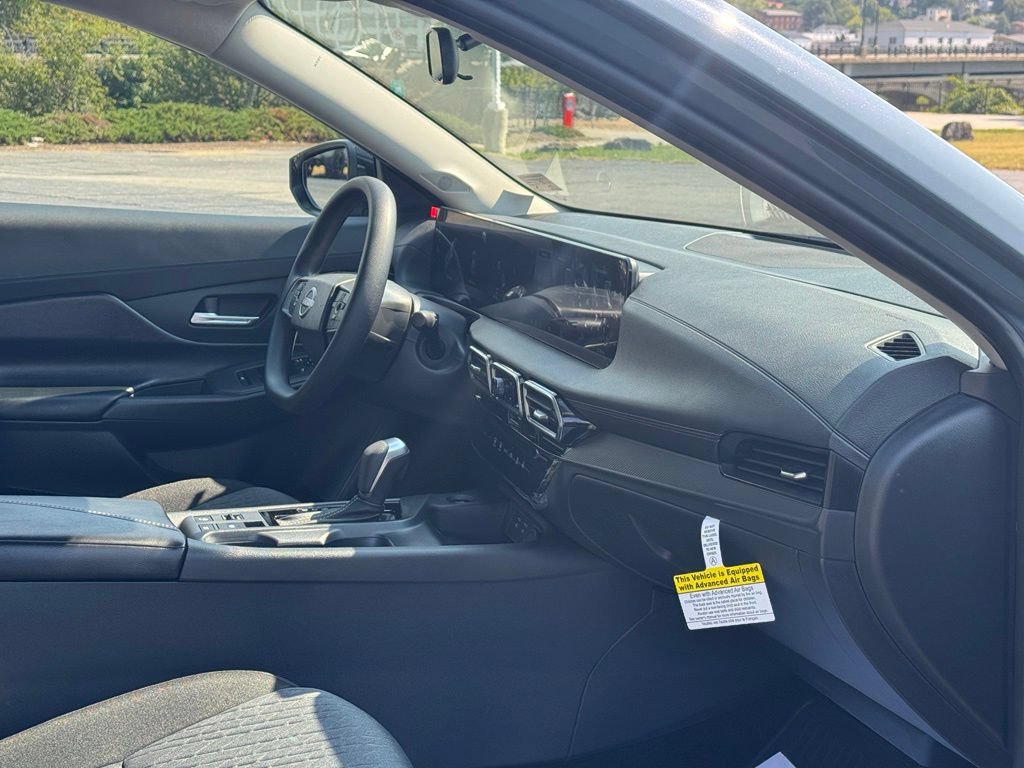 New 2027 Nissan Sentra SV w/ Floor Mat Package FWD image 11