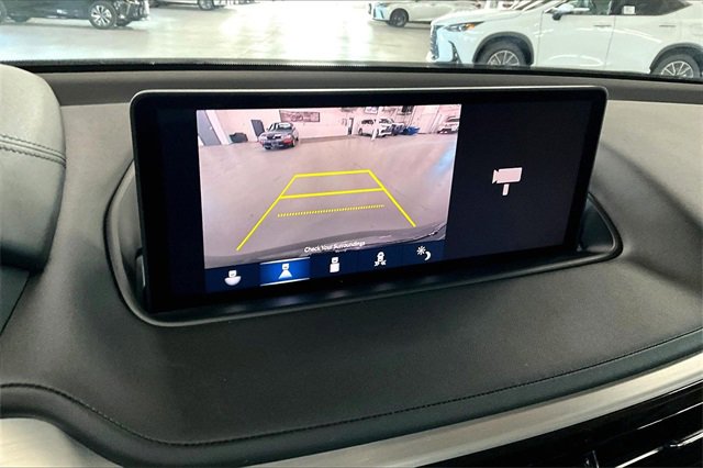 Used 2023 Acura MDX SH-AWD w/ Technology Package image 14