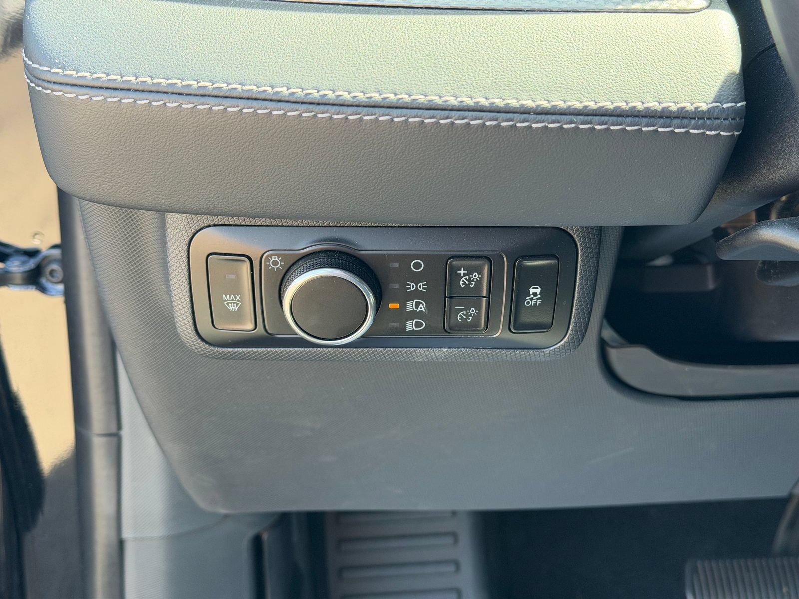 Certified 2023 Ford Mustang Mach-E Select RWD image 33
