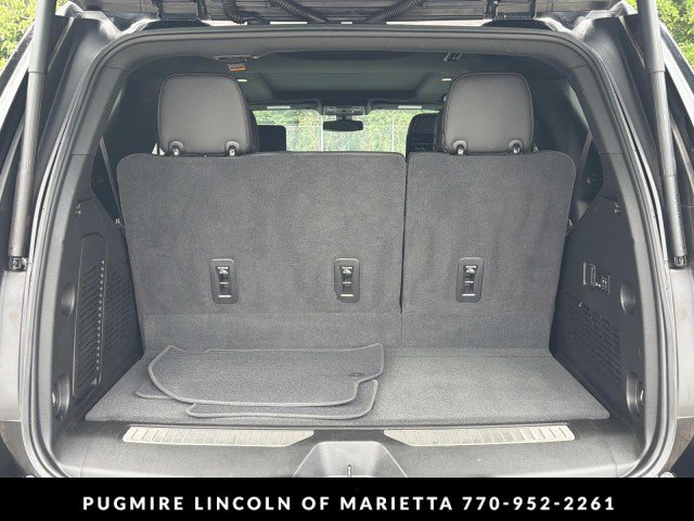 Used 2022 GMC Yukon AT4 w/ AT4 Premium Package AWD/4WD image 18