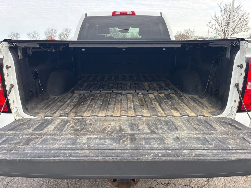 Used 2017 Chevrolet Silverado 2500 High Country w/ Snow Plow Prep Package image 11