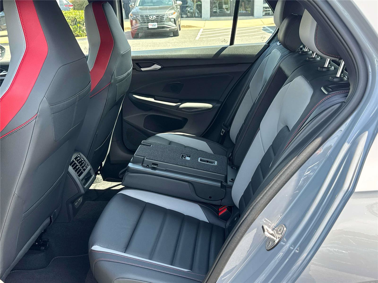 New 2026 Volkswagen GTI SE FWD image 28