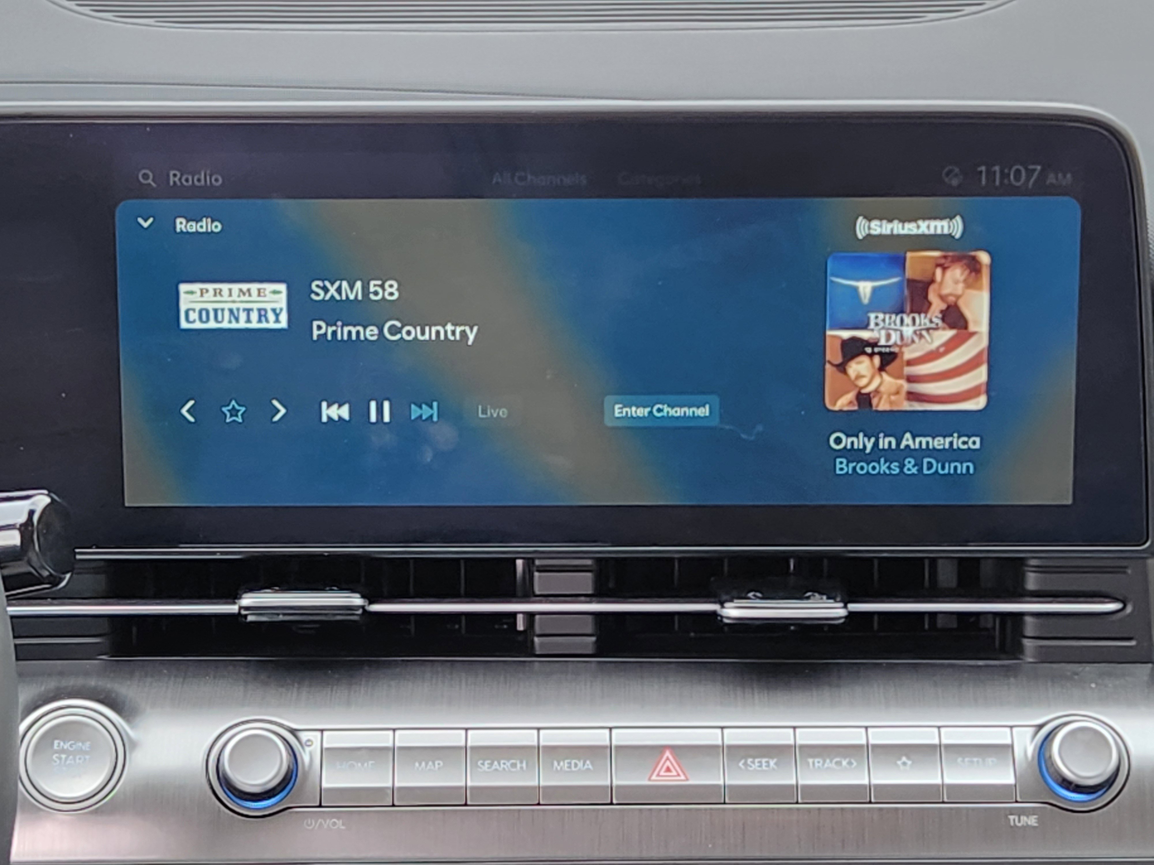 Certified 2025 Hyundai Kona SEL image 28