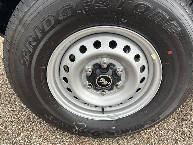 New 2025 Ford Bronco 4-Door image 9