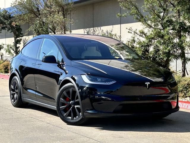 Used 2023 Tesla Model X Plaid image 2