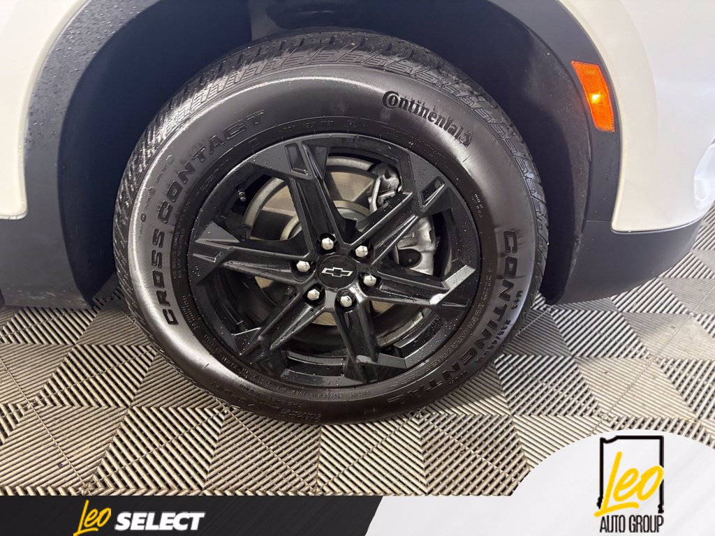 Used 2024 Chevrolet Blazer LT w/ Midnight/Sport Edition AWD/4WD image 27