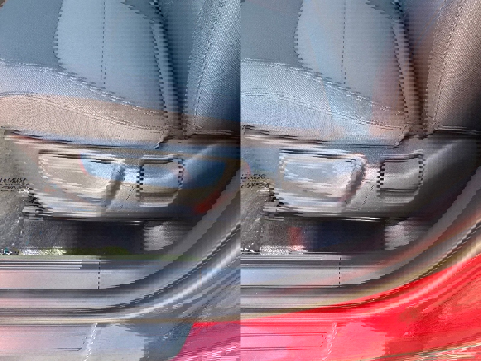 Used 2024 Kia Niro LX image 19