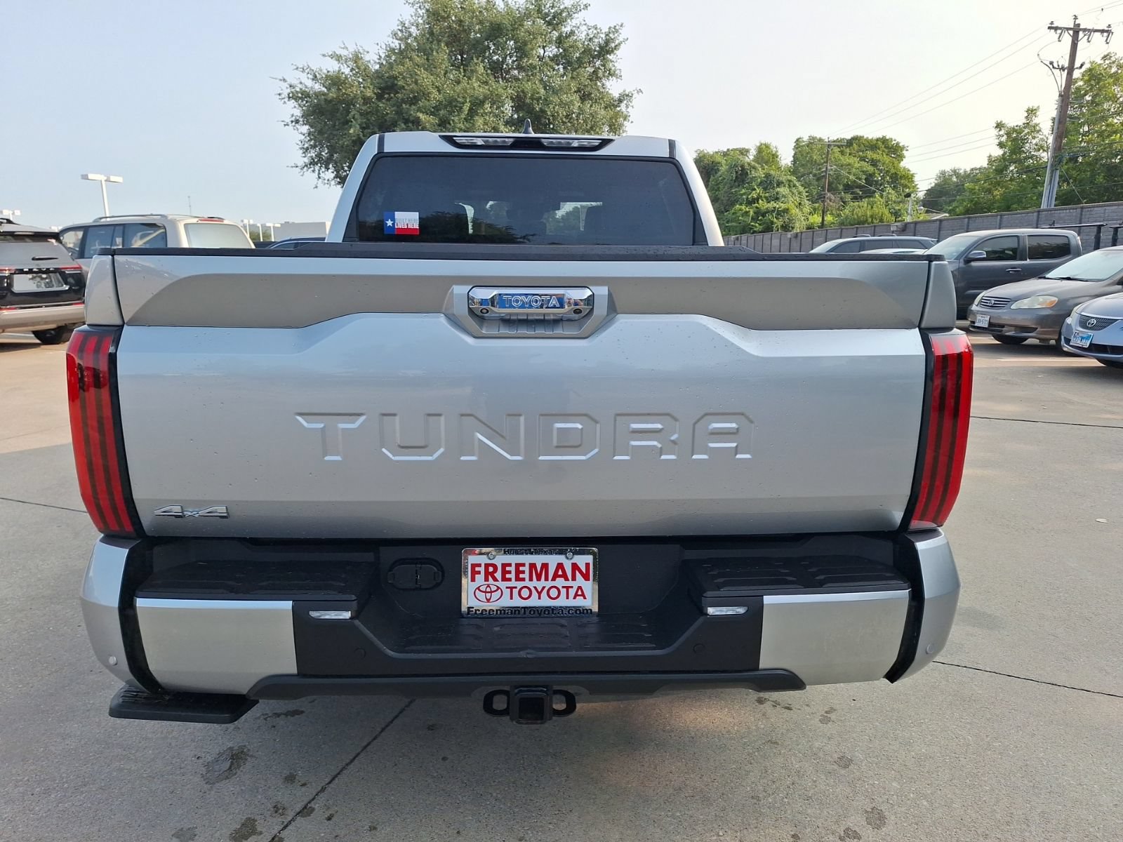 Used 2026 Toyota Tundra Limited w/ Power Package AWD/4WD image 5