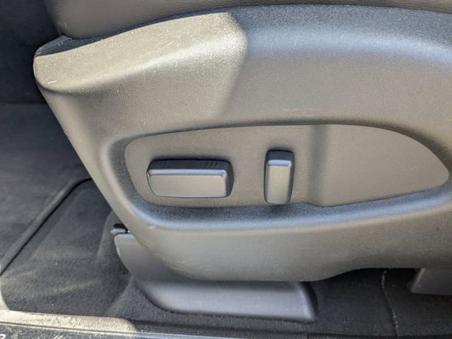 Used 2016 Cadillac SRX FWD image 22