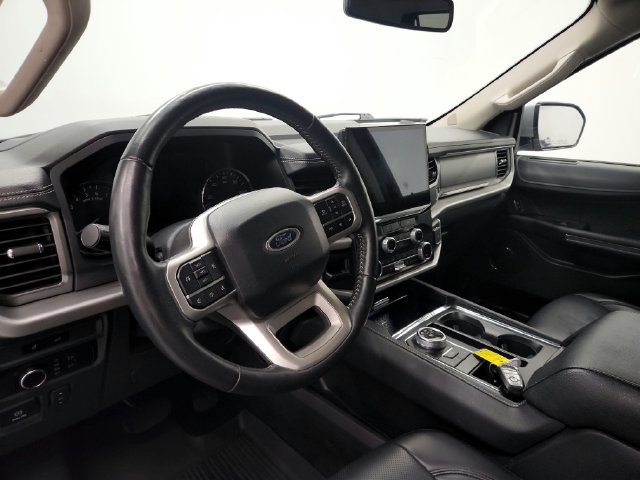 Used 2024 Ford Expedition XLT RWD image 13