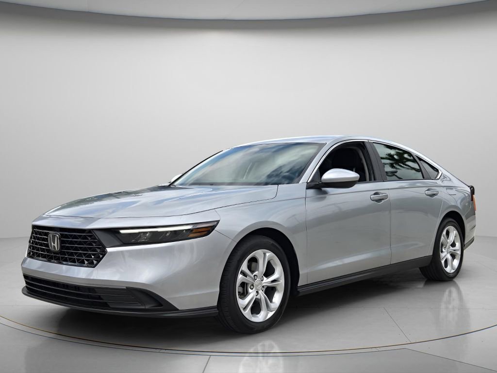 Used 2024 Honda Accord LX image 9