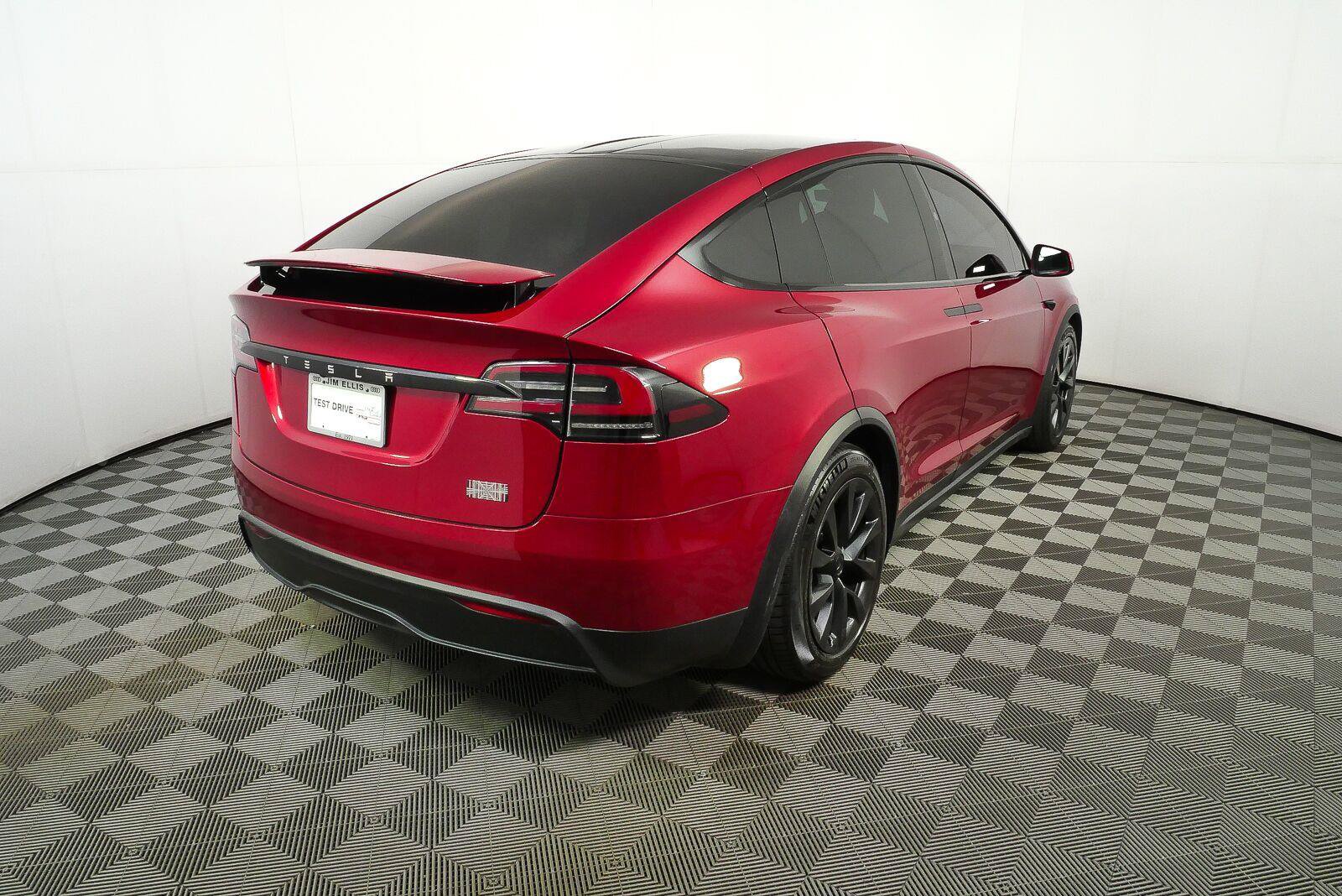 Used 2023 Tesla Model X Plaid AWD/4WD image 3