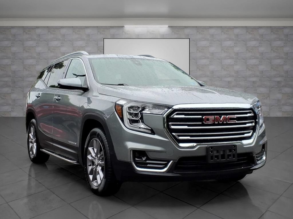 Used 2023 GMC Terrain SLT