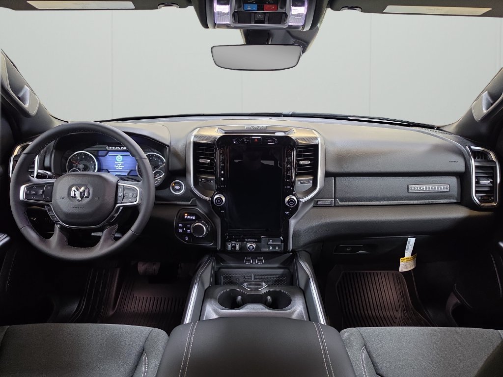 New 2026 RAM 1500 4x4 Crew Cab image 17