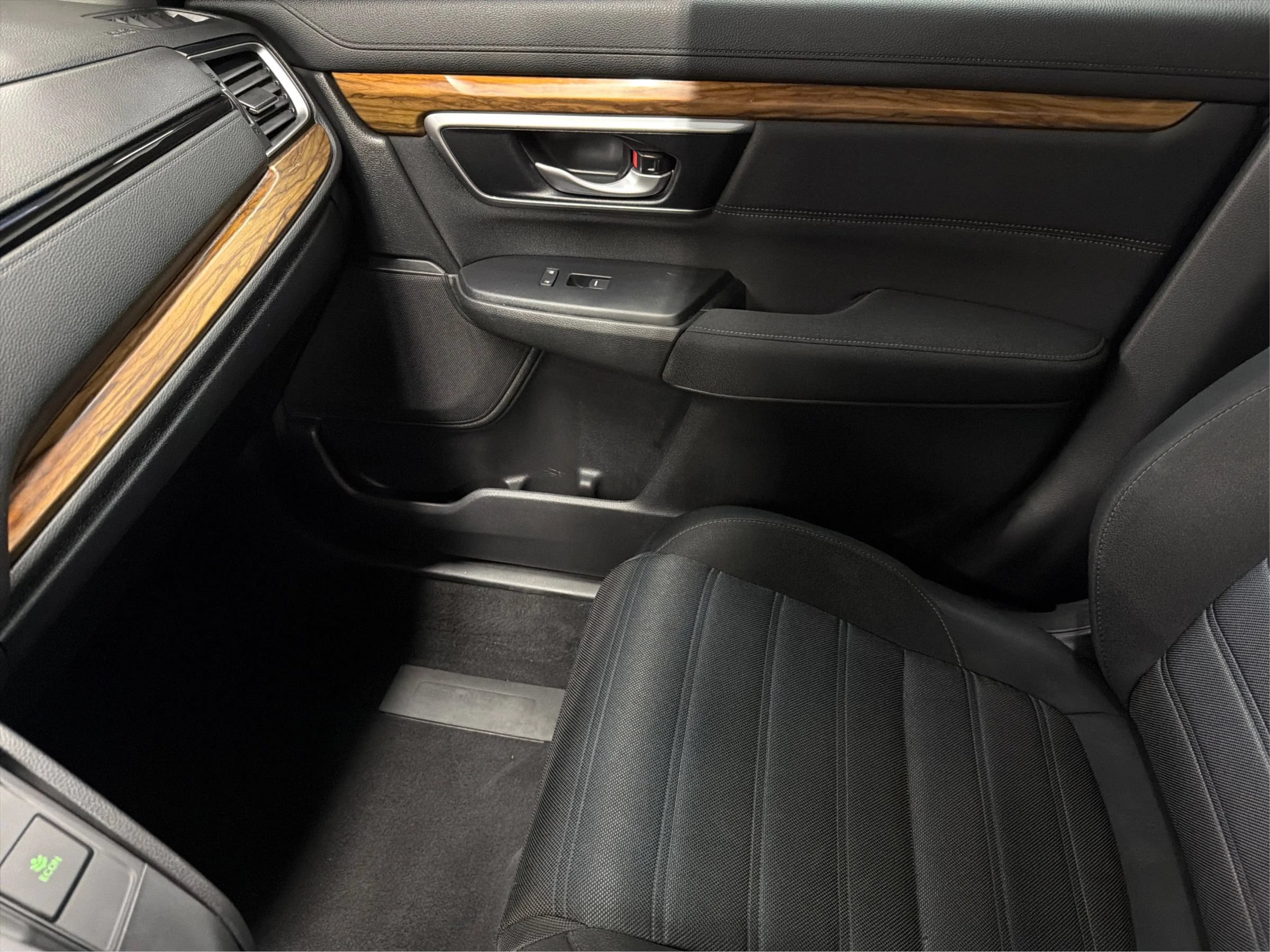 Used 2018 Honda CR-V EX image 36