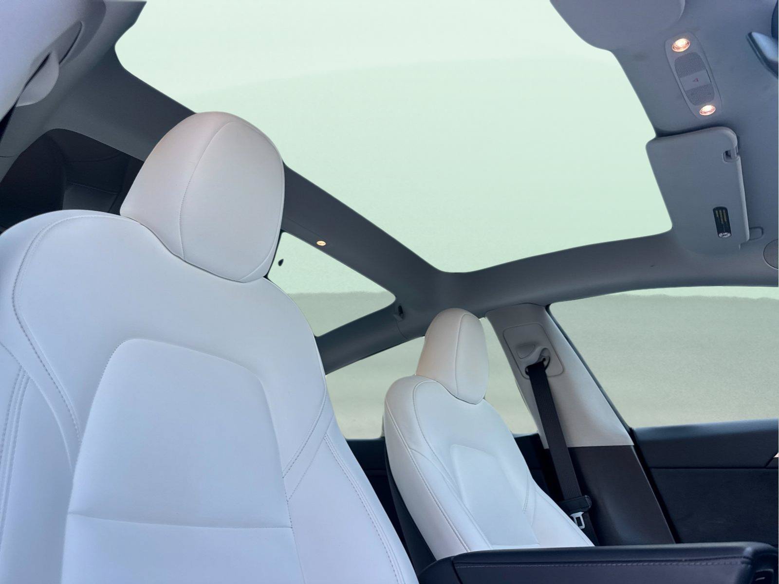 Used 2023 Tesla Model 3 Standard Range RWD image 16