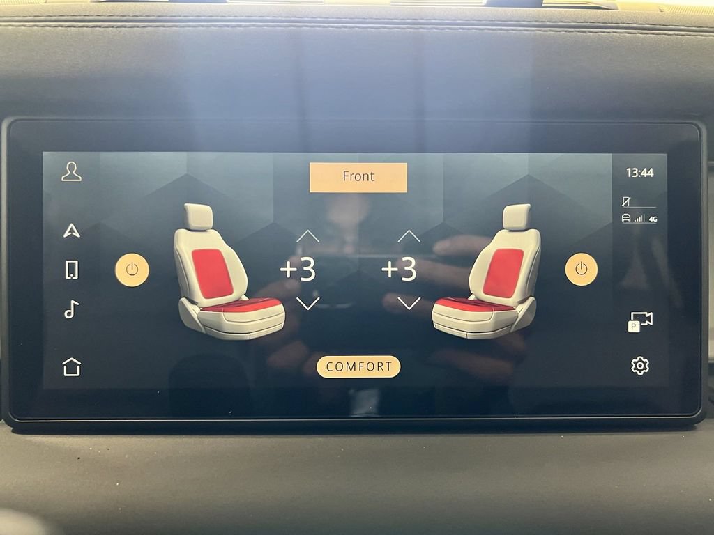 New 2024 Land Rover Defender 110 S AWD/4WD image 24