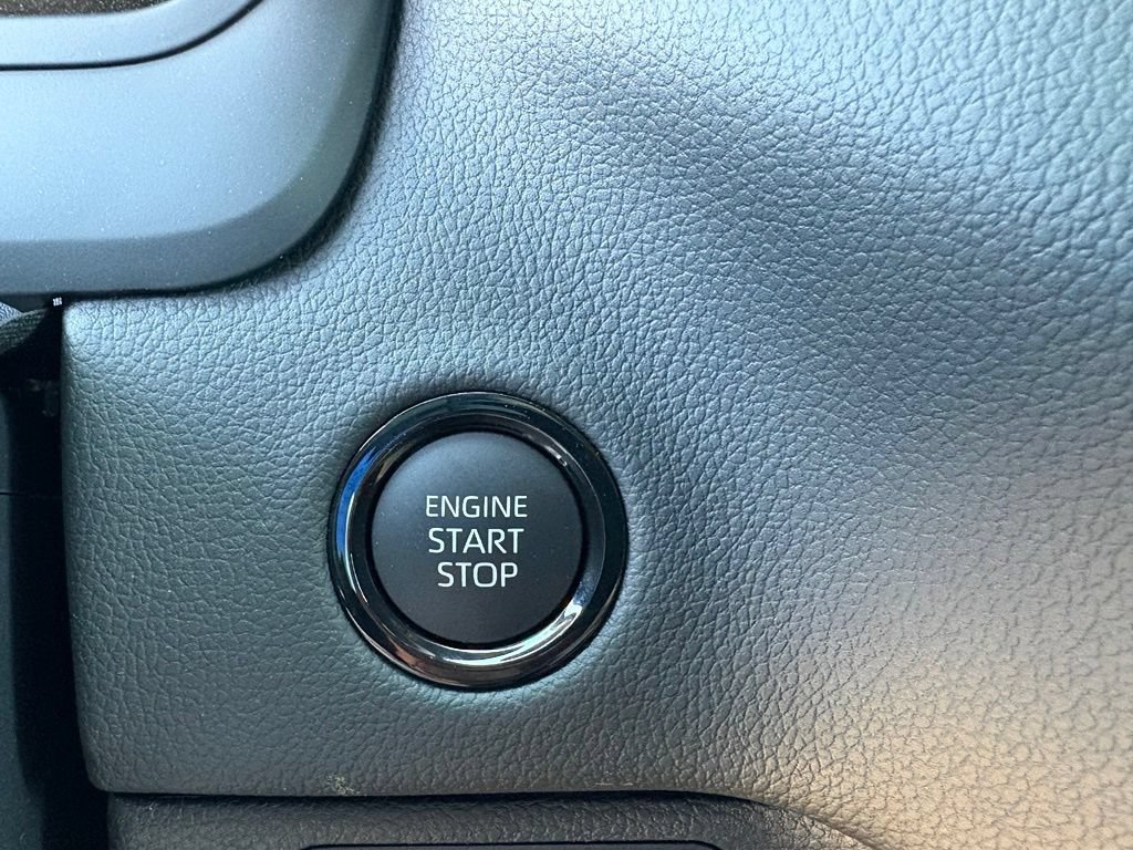 New 2026 Toyota Tundra Limited AWD/4WD image 24