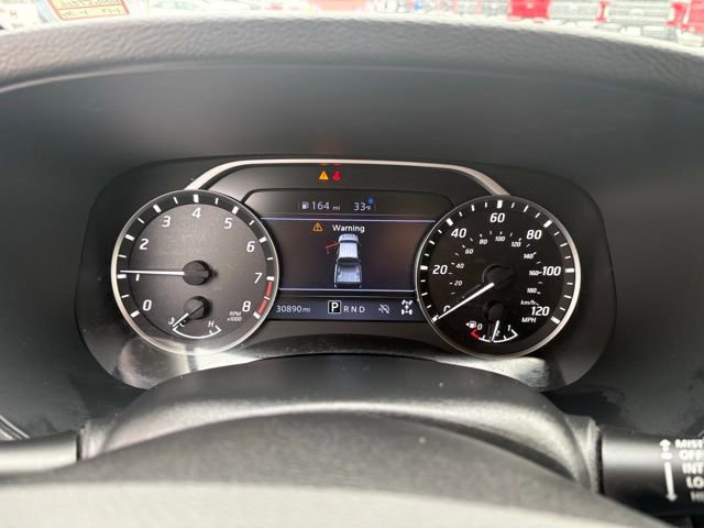Used 2024 Nissan Frontier SV image 14
