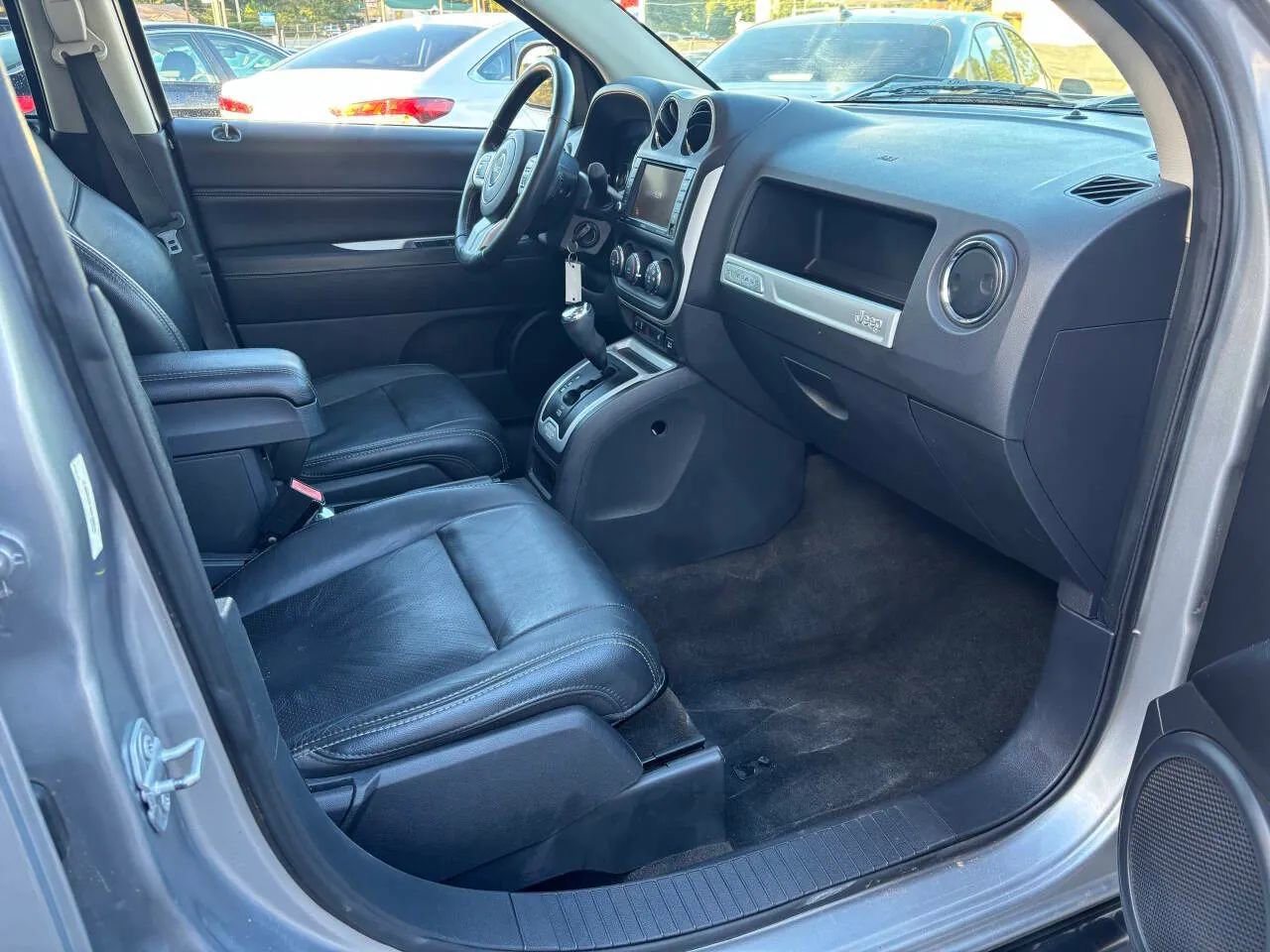 Used 2016 Jeep Compass High Altitude image 20