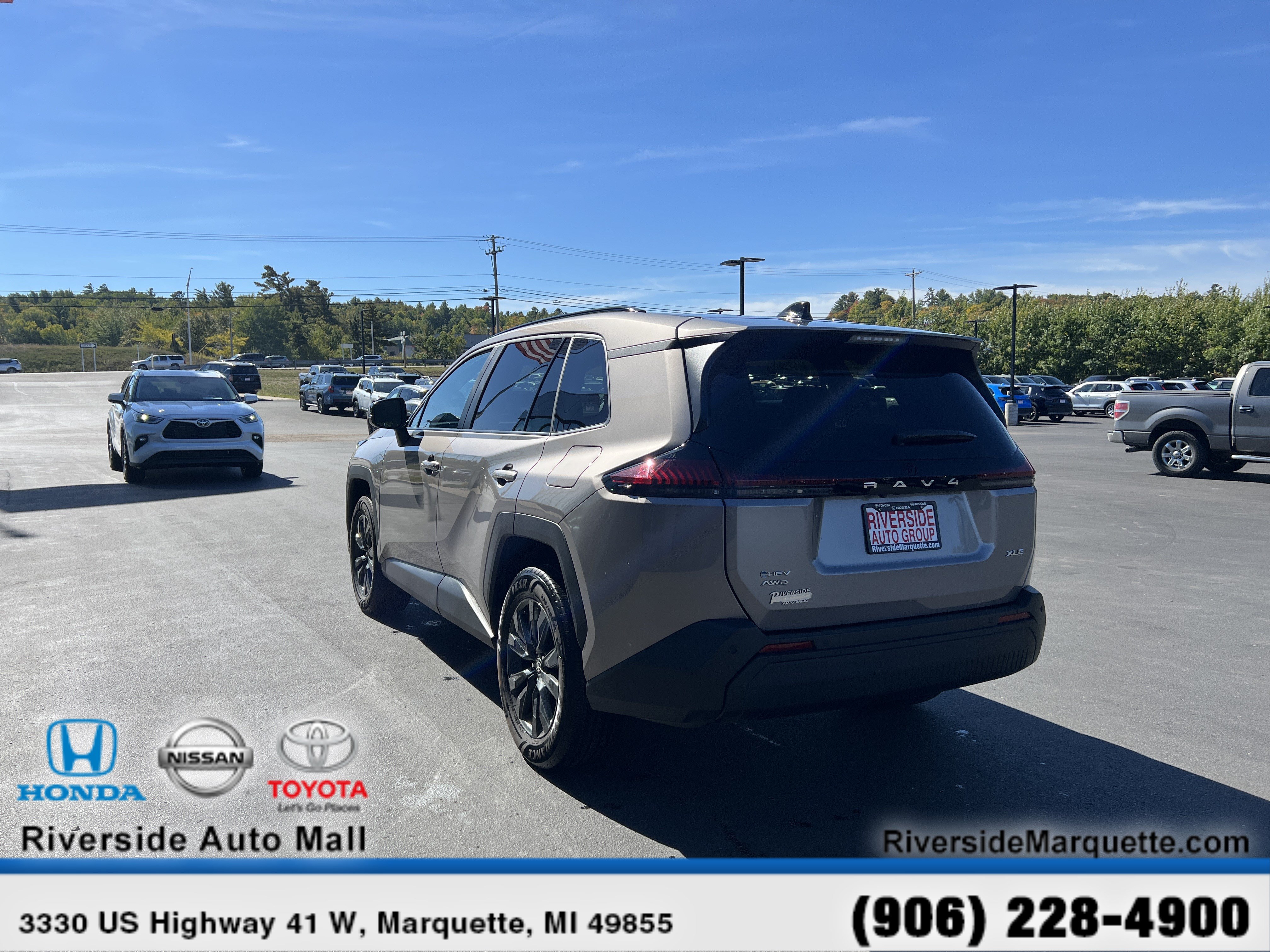 Used 2026 Toyota RAV4 XLE Premium AWD/4WD image 6