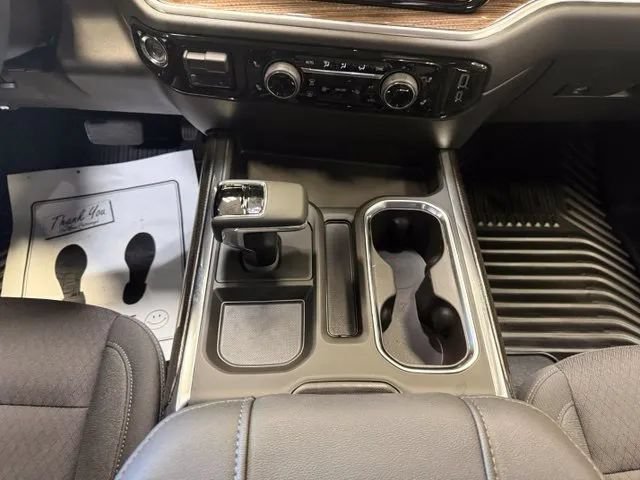 New 2026 Chevrolet Silverado 1500 LT w/ Convenience Package II AWD/4WD image 18