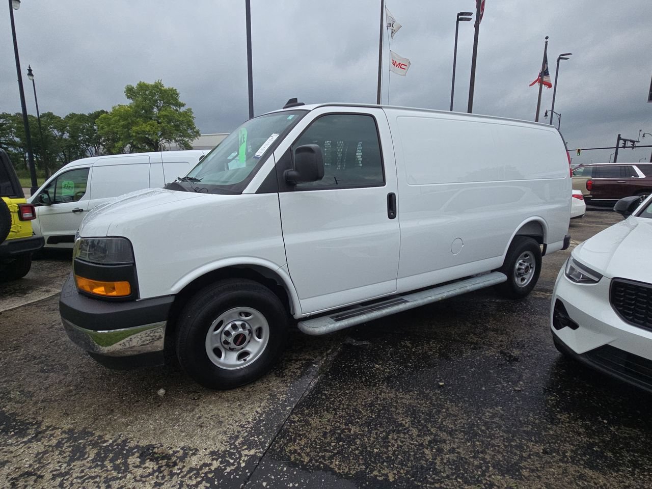 Certified 2025 GMC Savana 2500 w/ Driver Convenience Package RWD image 30