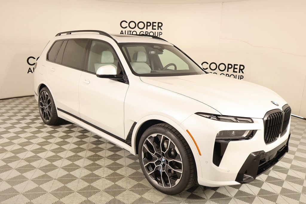 New 2026 BMW X7 xDrive40i w/ M Sport Package