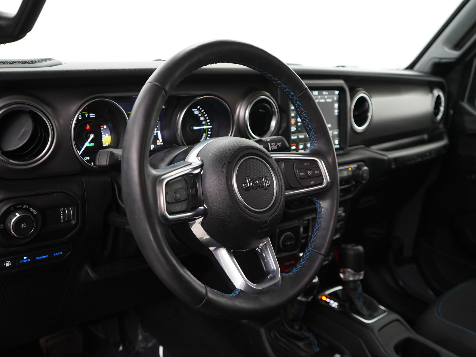 Used 2023 Jeep Wrangler Unlimited Rubicon 4xe w/ Cold Weather Group image 19