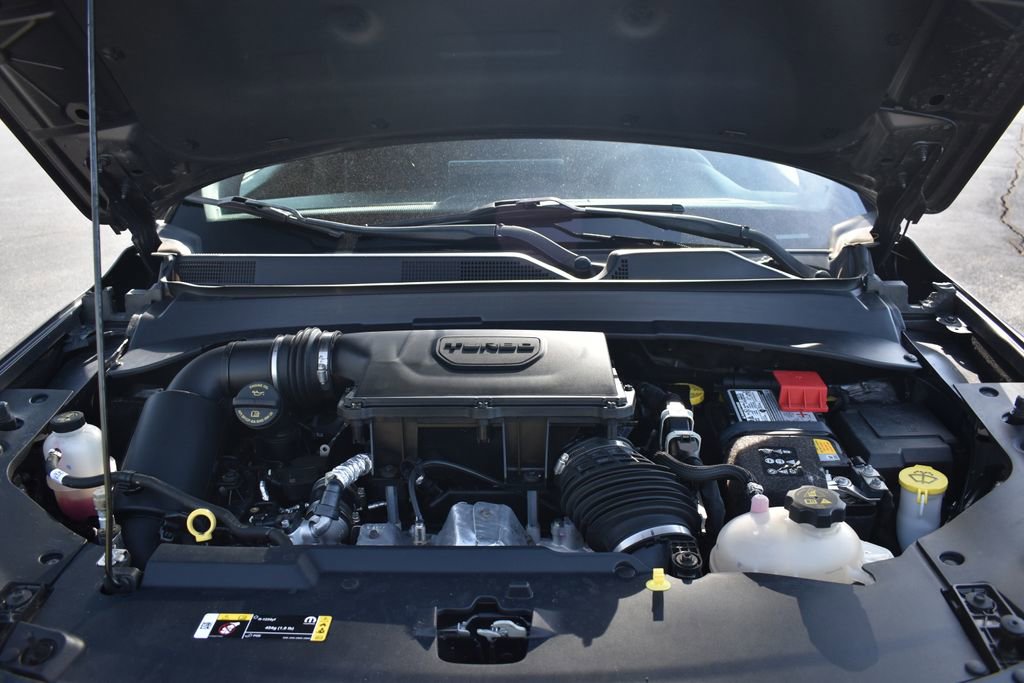 Used 2023 Jeep Compass Sport image 16