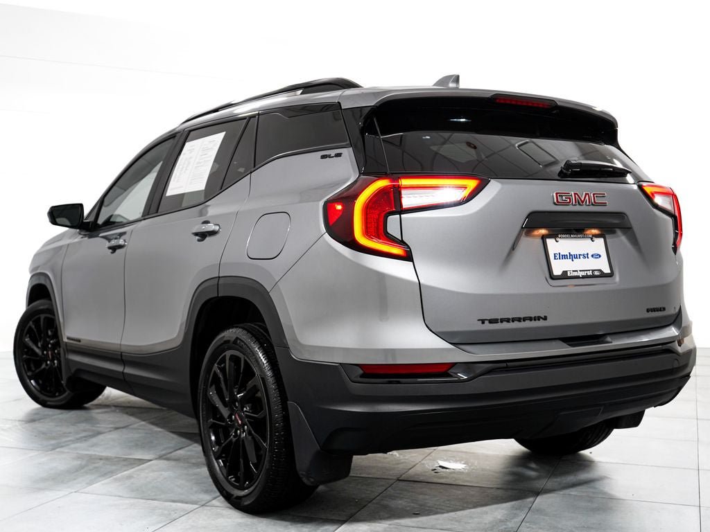 Used 2023 GMC Terrain SLE w/ Driver Convenience Package AWD/4WD image 5