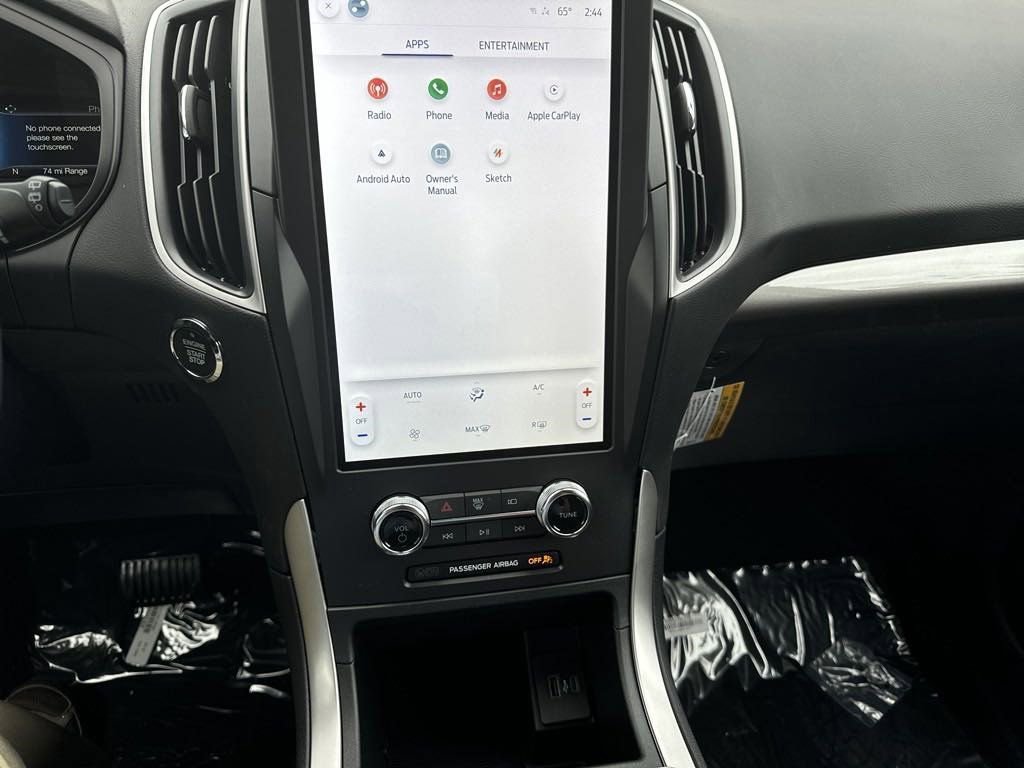 New 2024 Ford Edge SE image 10
