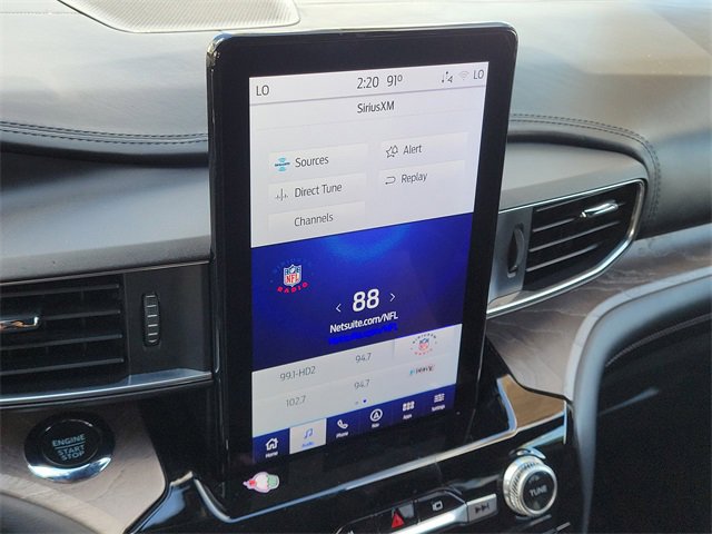 Used 2023 Ford Explorer Platinum w/ Technology Package image 18