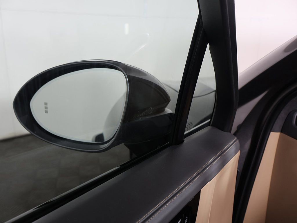 Used 2021 Porsche Cayenne GTS w/ Premium Package Plus AWD/4WD image 39