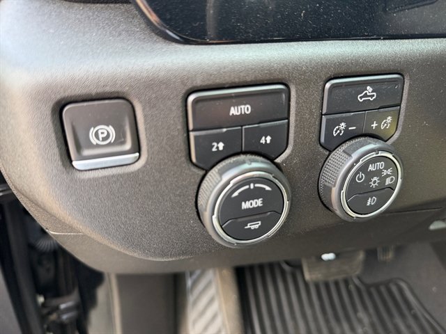 Used 2023 Chevrolet Silverado 1500 RST AWD/4WD image 24