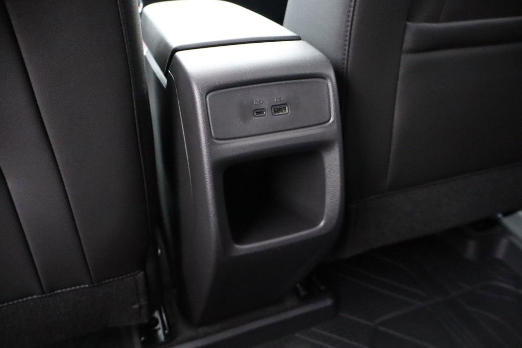 New 2026 Chevrolet Trax RS w/ Sunroof Package image 35