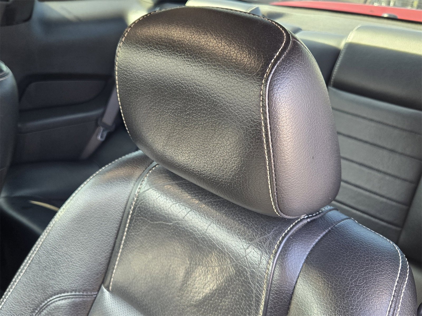 Used 2010 Ford Mustang GT image 21