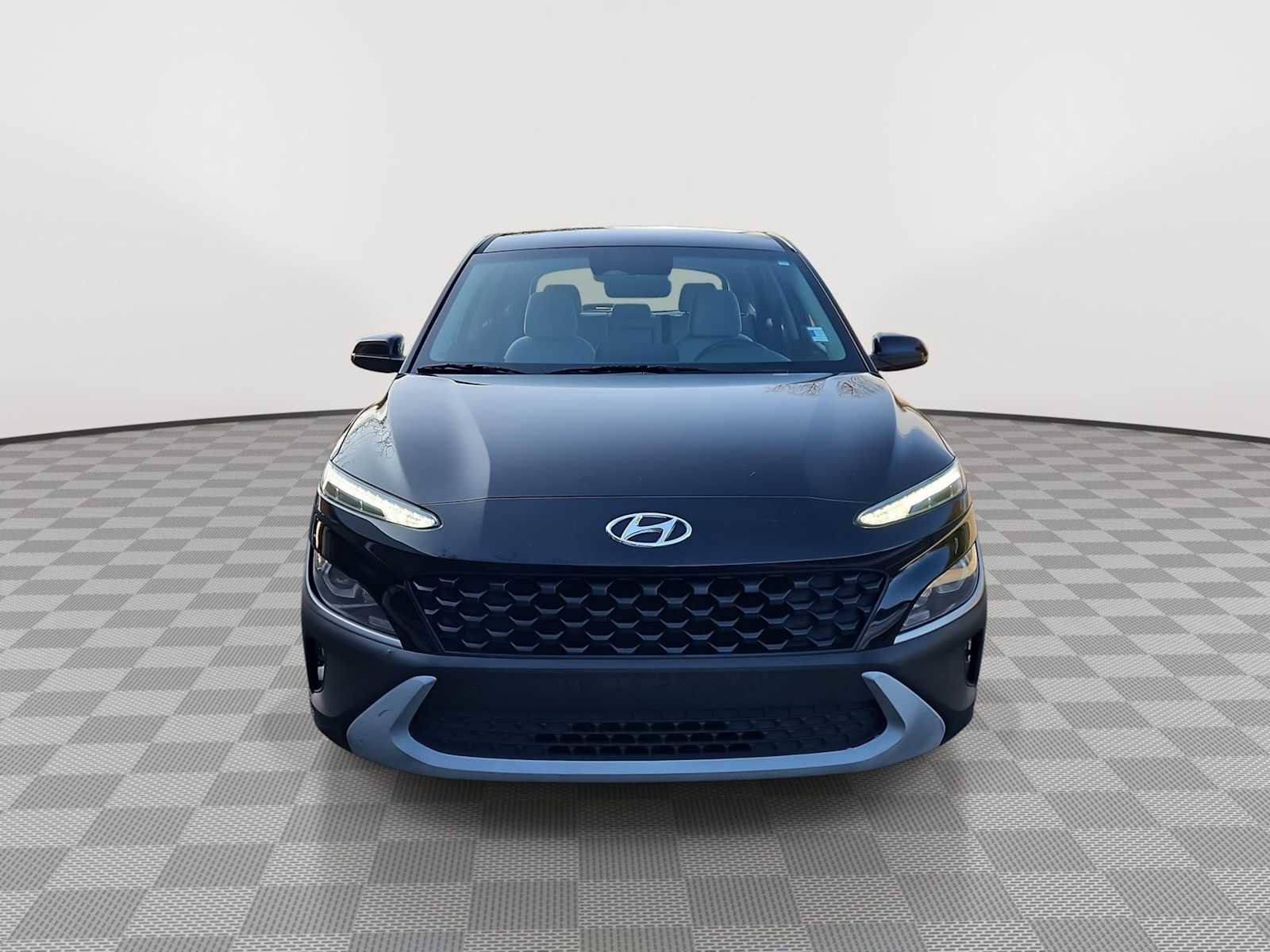 Used 2022 Hyundai Kona SE image 3