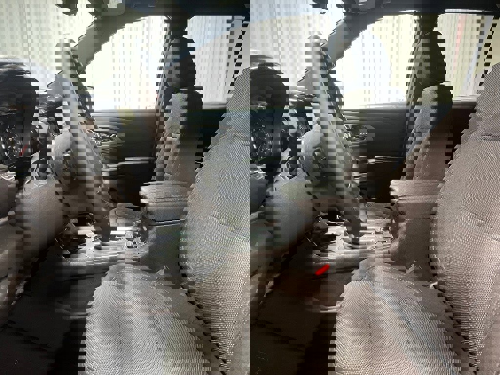 Used 2023 Chevrolet Traverse LT w/ Midnight/Sport Edition image 20