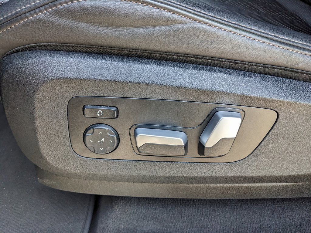 Used 2023 BMW X5 xDrive45e image 48