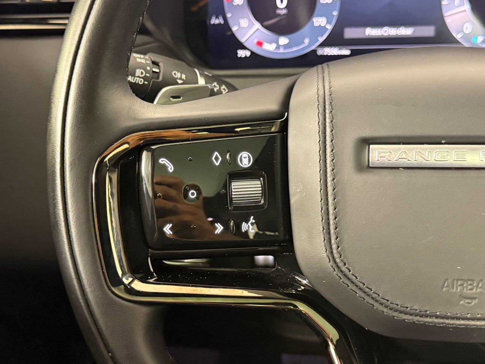 Certified 2026 Land Rover Range Rover Velar S image 19