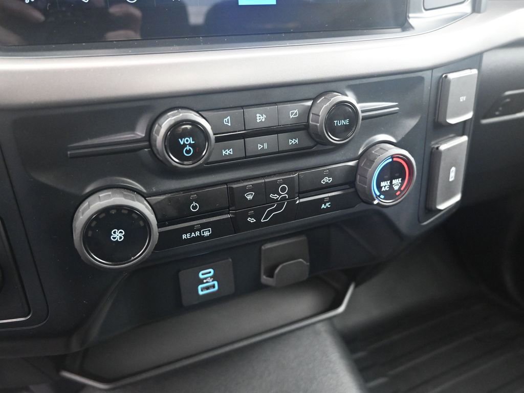 Used 2024 Ford F150 XL image 15
