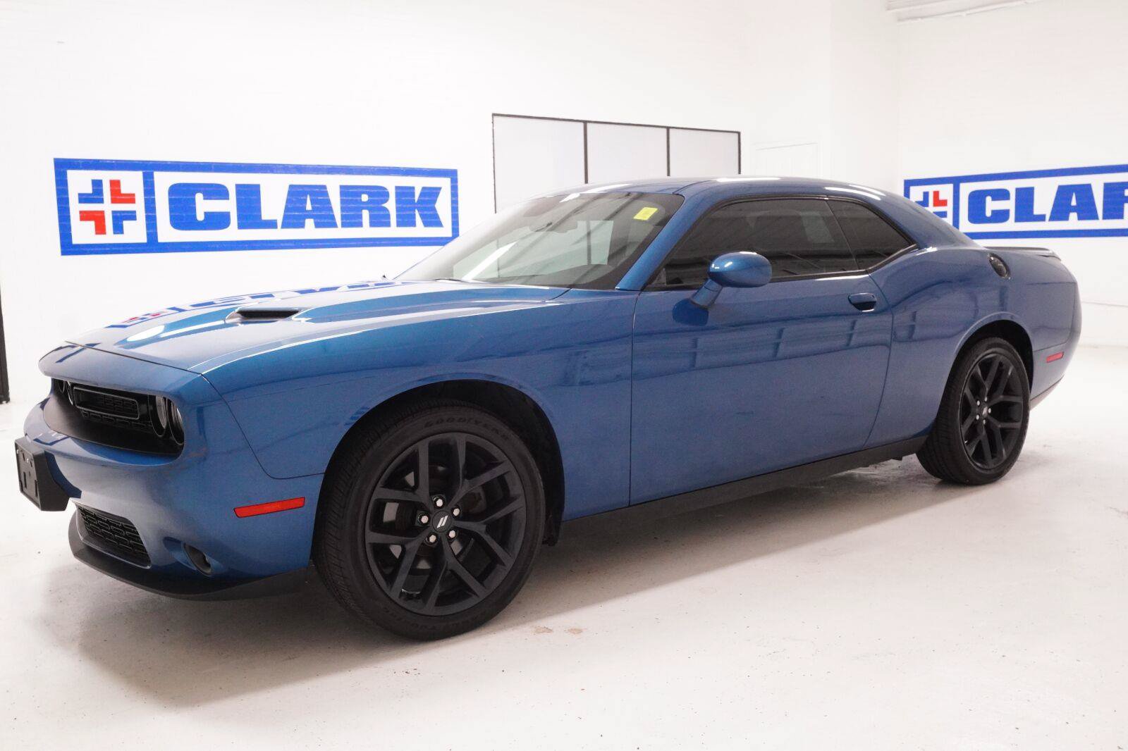 Used 2020 Dodge Challenger SXT w/ Blacktop Package RWD image 25