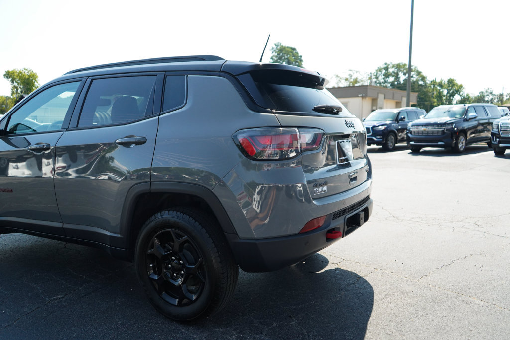 Used 2023 Jeep Compass Trailhawk w/ Trailhawk Elite Group AWD/4WD image 21