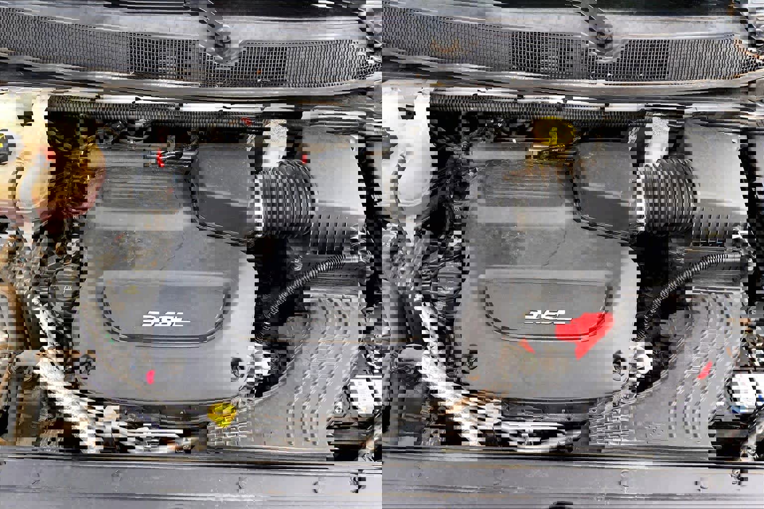 Used 2017 Chrysler Pacifica Touring-L w/ Tire & Wheel Group FWD image 32