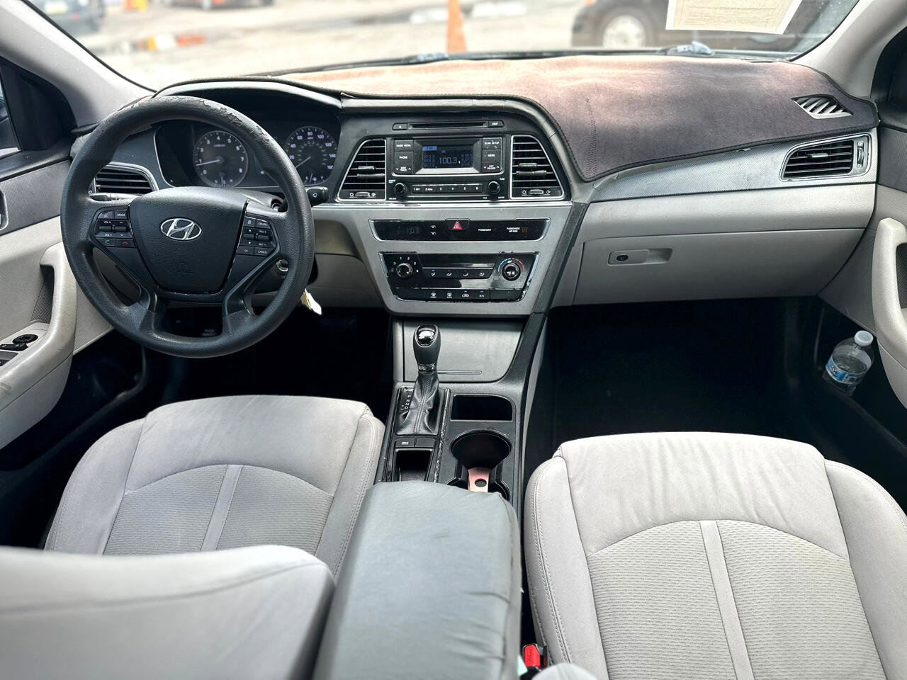 Used 2015 Hyundai Sonata SE image 3