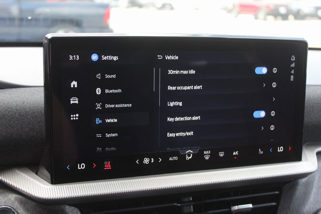 Used 2025 Ford Explorer Platinum w/ LUX Leather Package image 35