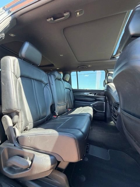 Used 2022 Jeep Wagoneer Series I w/ Convenience Group I AWD/4WD image 15