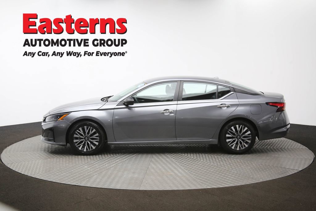 Used 2024 Nissan Altima 2.5 SV image 59