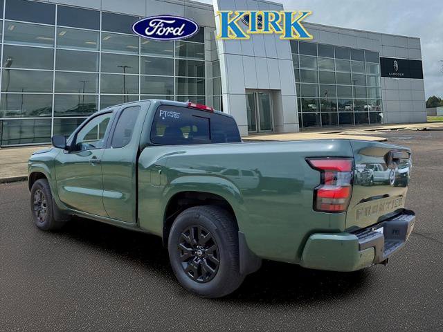 Used 2024 Nissan Frontier SV w/ SV Convenience Package RWD image 3